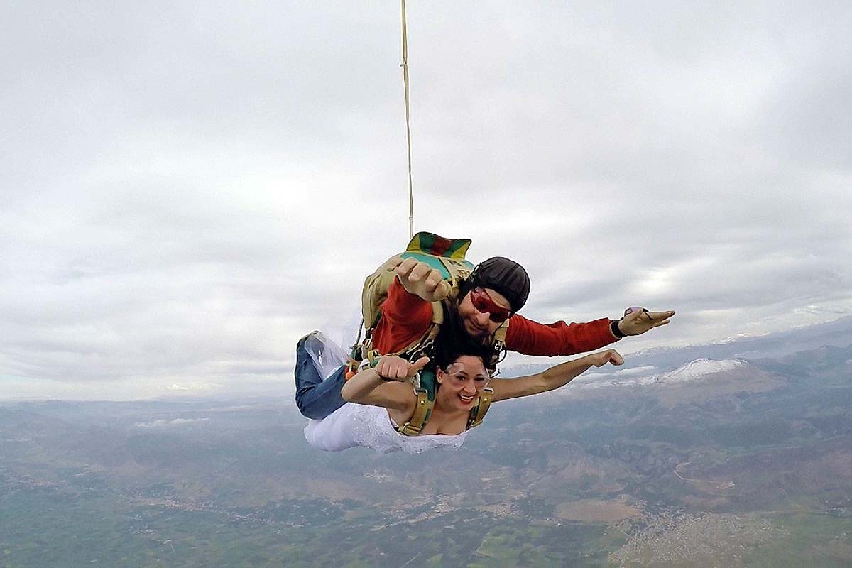 Yallah Skydive - Tandem mariage